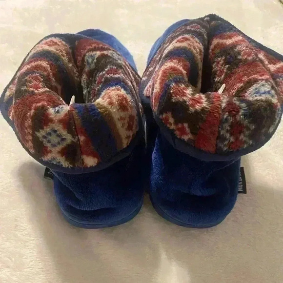 Muk Luks Women’s Slippers Porchia Blue with tassels. Size X Large 11-12 - Picture 7 of 10
